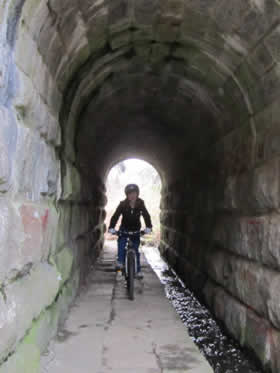 Flossie tunnel